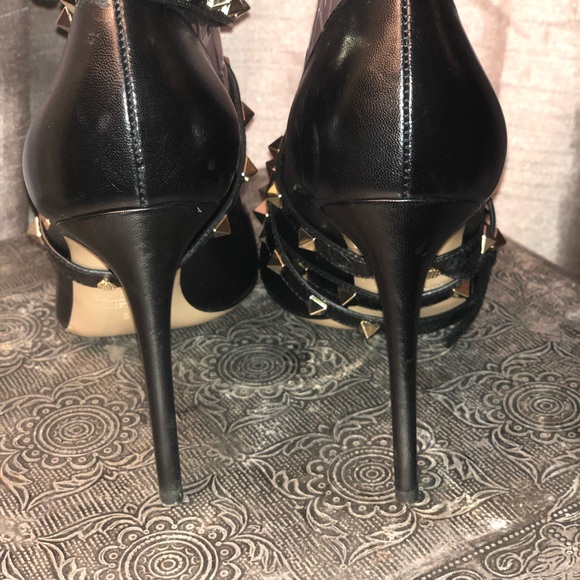 Valentino shoes. Worn 1 time for 15 minutes. - Picture 3 of 4